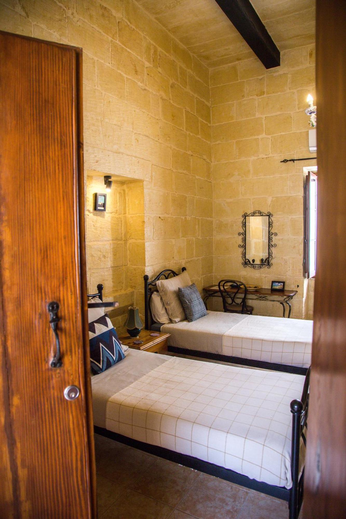 A La Maison B&B Xagħra Eksteriør bilde